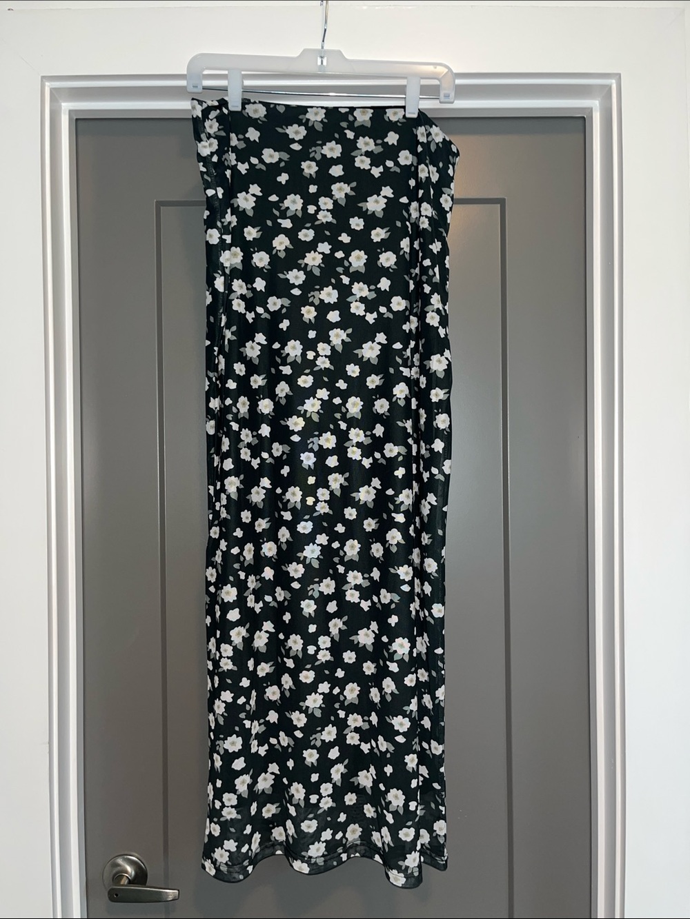 Princess Polly Dark Green Maxi Skirt with White Floral Print